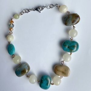 Cute rock like beads, necklace 💗